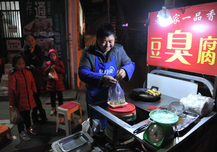 【 头 条 新 闻 】 “ 中 至 余 干 可 以 开 挂 吗 有 挂 ” ( 果 然 有 透 视 挂 )